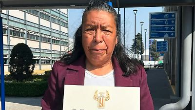 A los 73 años, Rosa María García se gradúa en Fisioterapia y demuestra que nunca es tarde