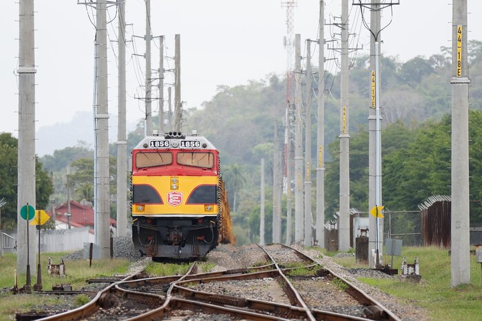 Accidente en vía ferroviaria del Canal de Panamá provoca cierre temporal en el Centro de Visitantes de Miraflores