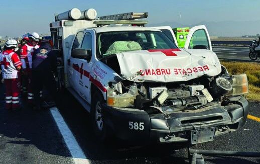 Accidente múltiple en el Libramiento Nororiente Bicentenario deja tres muertos y 18 heridos