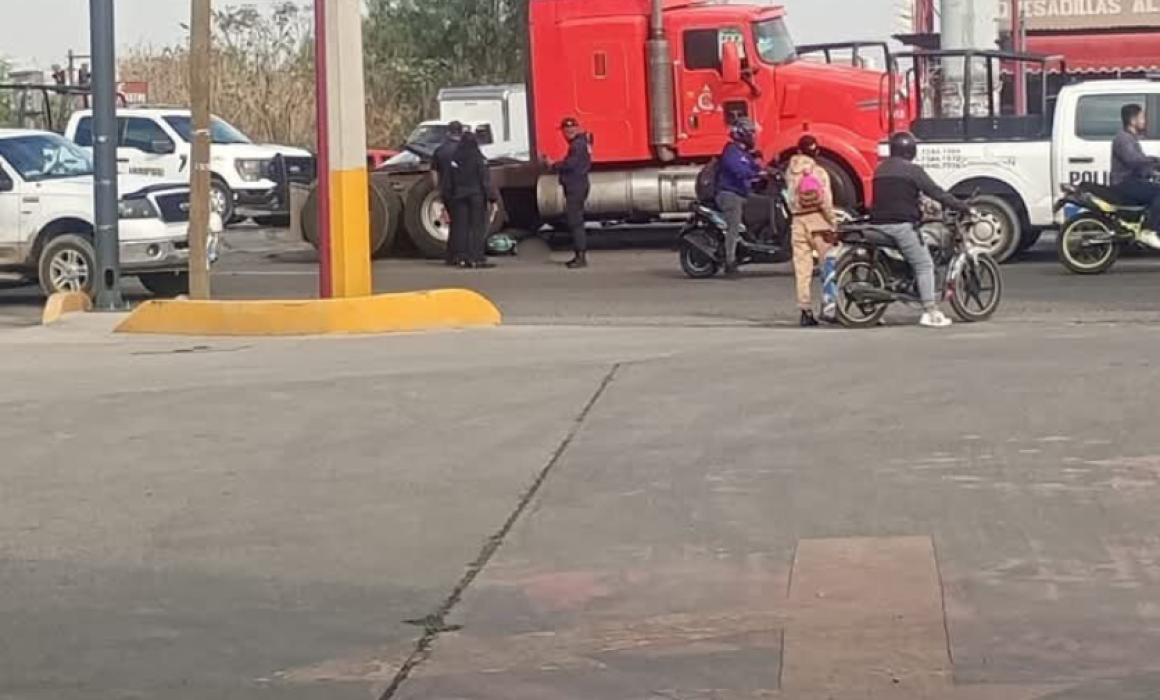 Accidente mortal en la México-Texcoco: motociclista muere tras ser atropellado por tráiler