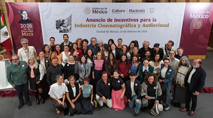 Actores, actrices y figuras del cine mexicano asisten a Palacio Nacional por la Ley Federal de Cine 2026