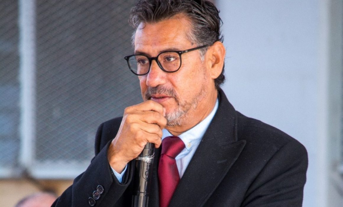 Alcalde de Teoloyucan enfrenta señalamientos por opacidad, sanciones y obras fallidas en su primer año de gestión