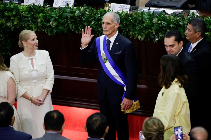 Asumir el poder en Honduras; desafíos económicos y políticos para Nasry Asfura según EMFI