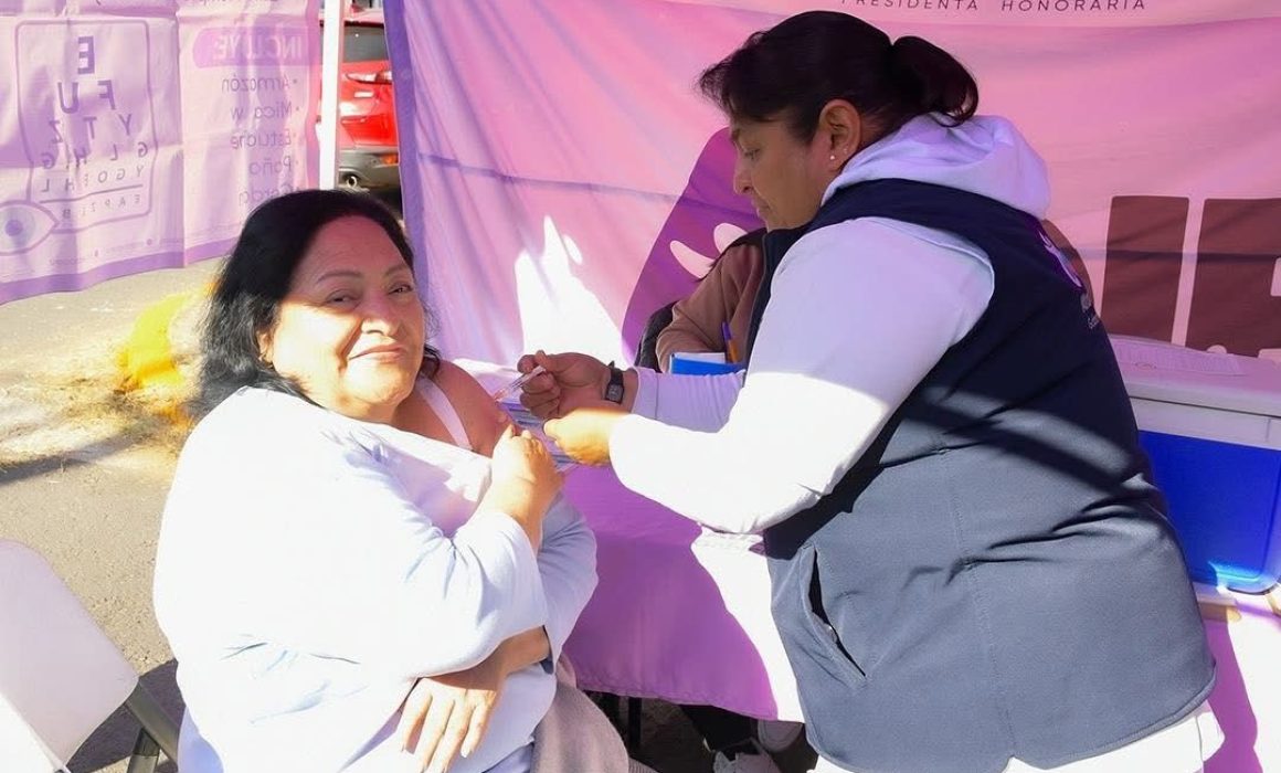 Atizapán realiza jornada 'Sigamos Creciendo por tu Colonia' en Bosques para mejorar espacios y servicios