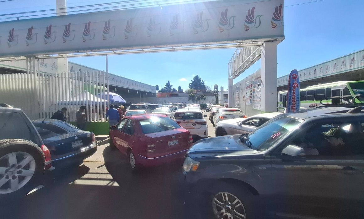 ¡Aumentan las filas en los verificentros! ¿Qué hacer antes del 31 de diciembre para evitar multas?