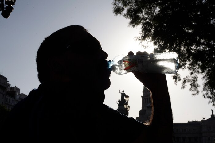 Aumentan las temperaturas en CABA tras lluvias y alertas por tormentas en el norte del país