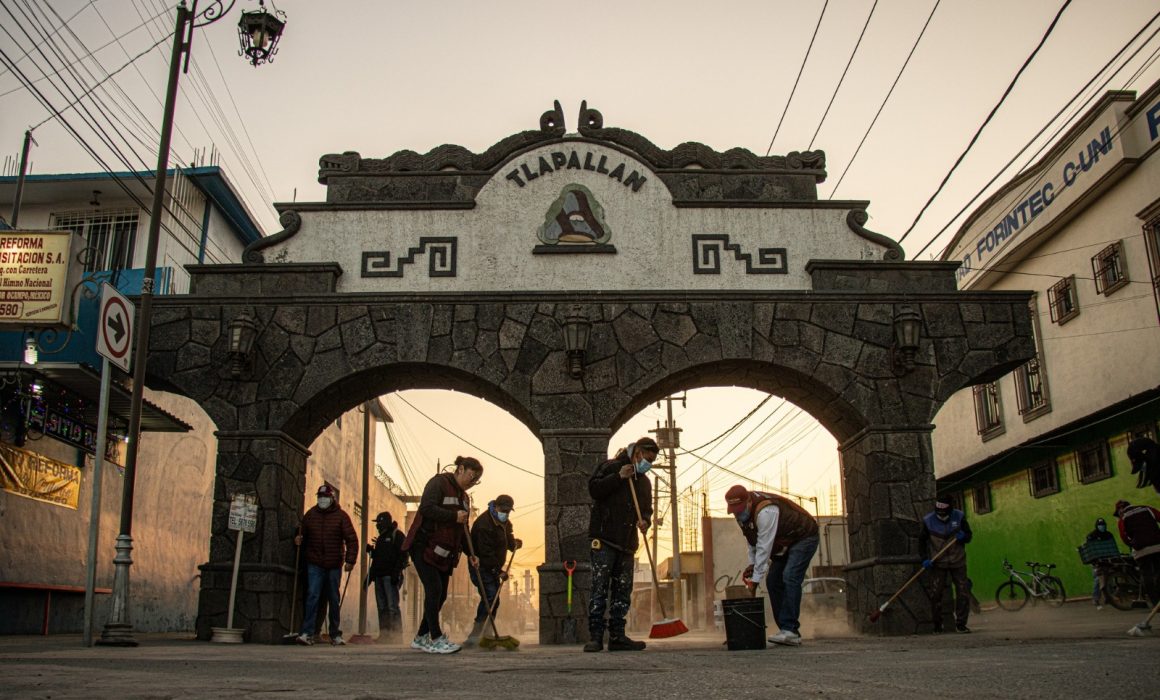 Ayuntamiento de Melchor Ocampo limpia calles para celebrar el Miércoles de Ceniza 2026