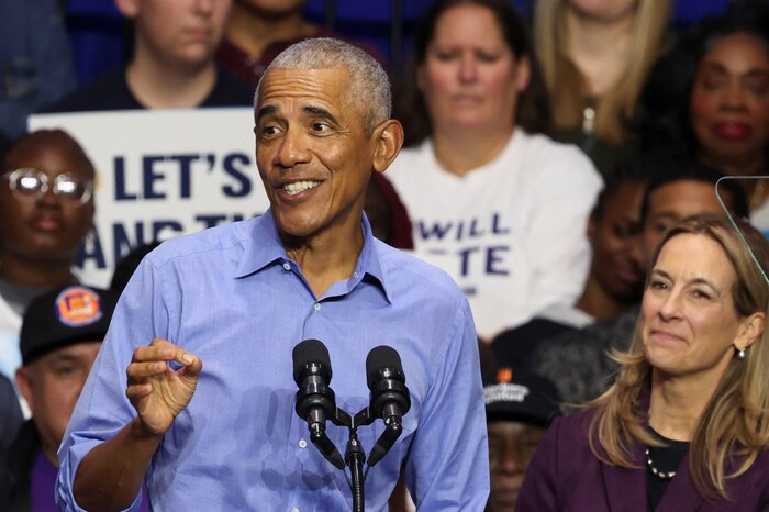 Barack Obama confirma que los extraterrestres son reales pero descarta su presencia en el Área 51