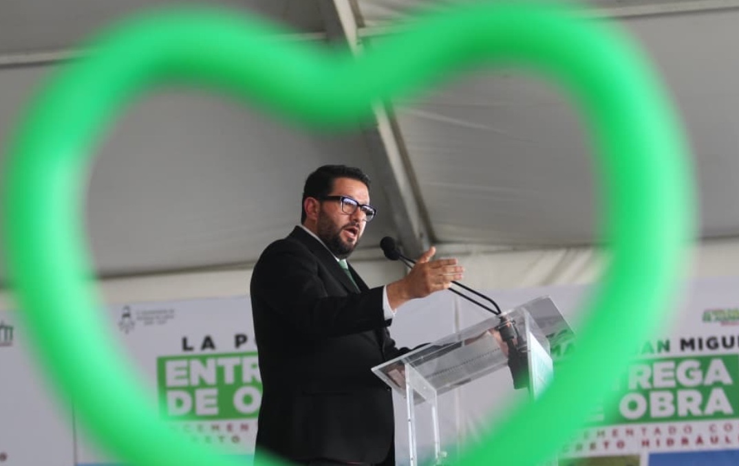 ¿Cómo Adolfo Solís transformó las finanzas y convirtió a Almoloya de Juárez en un ejemplo de obras y seguridad?