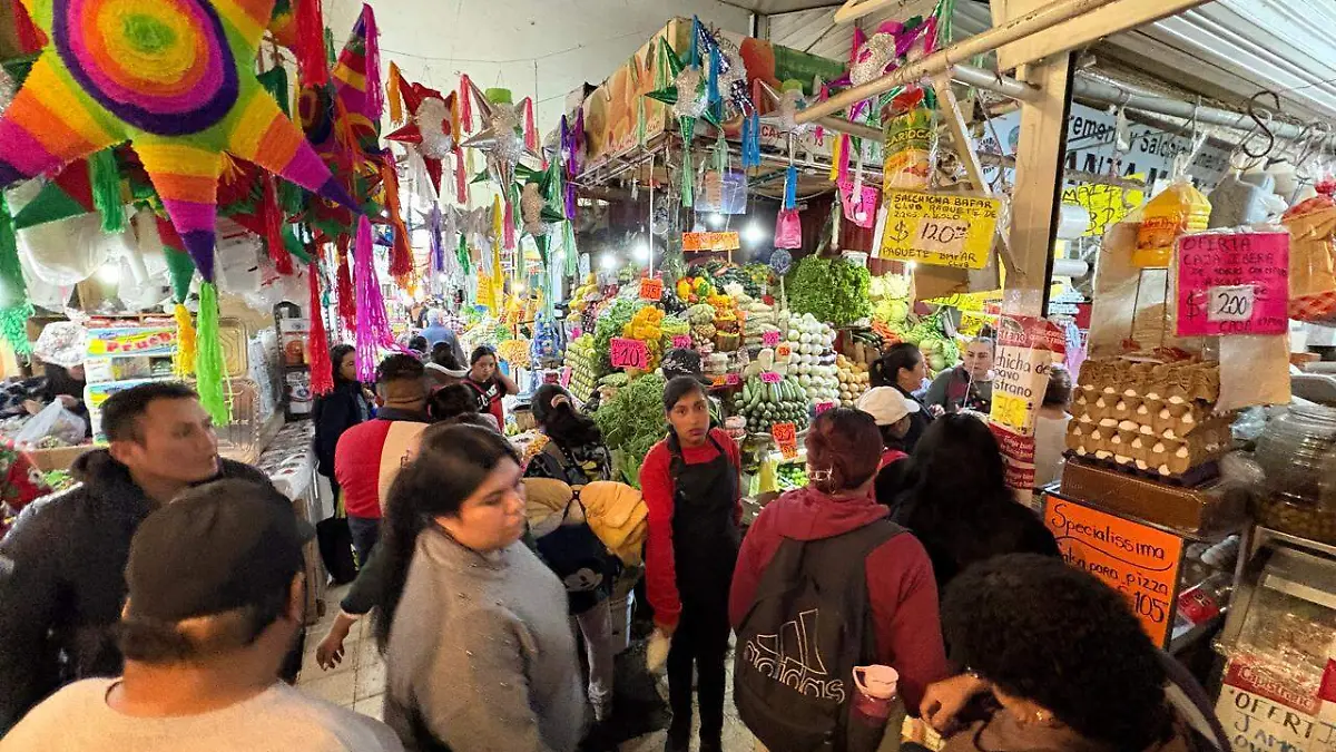 ¿Cómo preparan las familias de Toluca su cena navideña con presupuestos ajustados? Descubre sus secretos