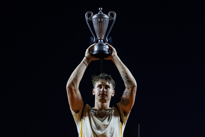 Camilo Ugo Carabelli gana su segundo Rosario Challenger y escala en el ranking ATP