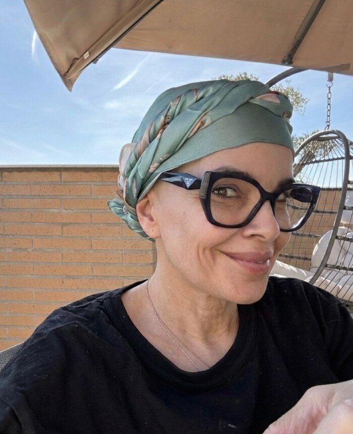 Carme Chaparro reaparece en redes sociales con una imagen que revela su lucha contra una enfermedad