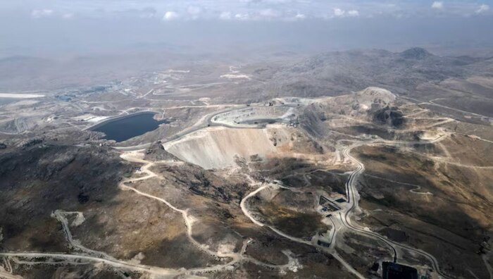 China se posiciona como principal productor de cobre en Perú para 2025, desplazando a empresas tradicionales