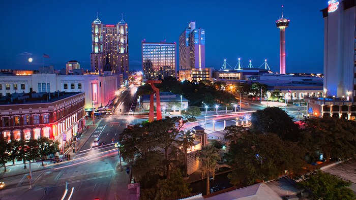 Clima en San Antonio, Texas: cielo despejado y temperatura máxima para viernes 6 de febrero