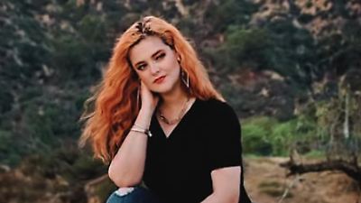 De las telenovelas a la venta de productos de belleza: la historia de Allisson Lozz