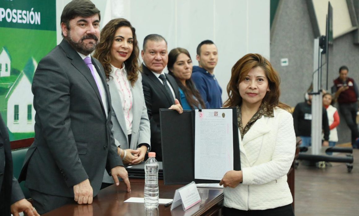 ¡Descubre cómo 482 familias en Nezahualcóyotl lograron legalizar su patrimonio en una jornada única!