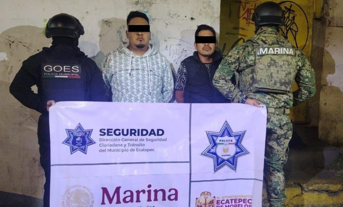 ¡Detienen en Ecatepec a dos prófugos armados con 66 cartuchos y una pistola! La operación que sorprendió a todos