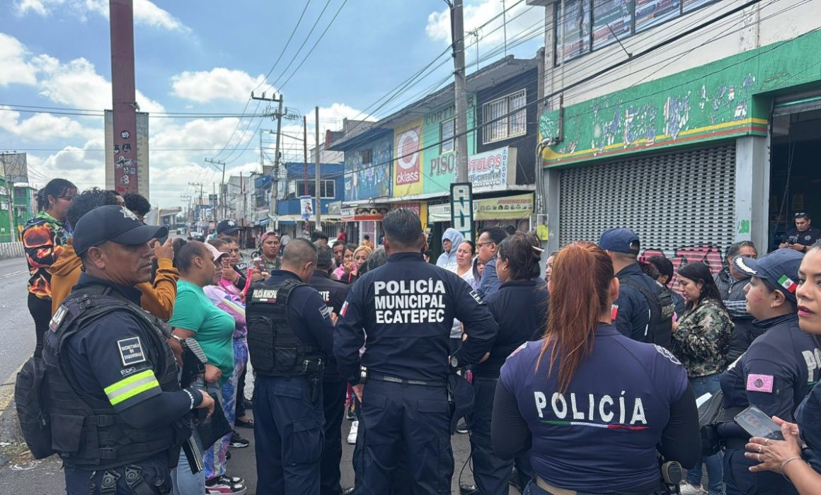 Ecatepec: Detienen a directivo y administrativo de secundaria por encubrir abuso sexual y exigen justicia