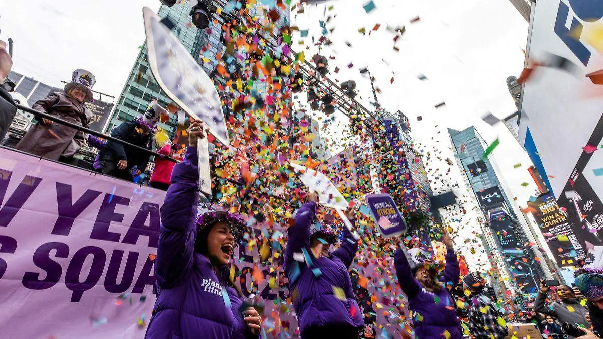 ¿El Secreto Detrás de la Espectacular Lluvia de Confeti en el Año Nuevo de Times Square?