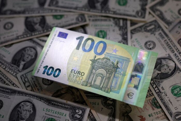 El euro se cotiza en 0.8486 dólares al cierre del 2 de marzo por la volatilidad del mercado global