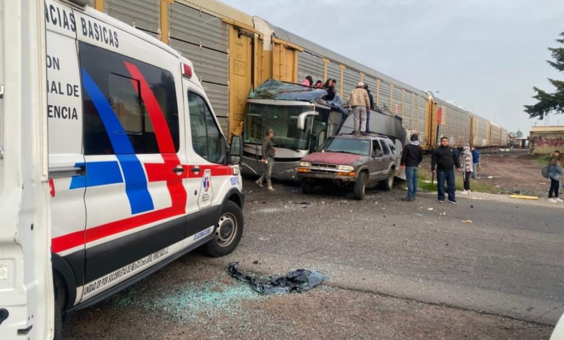 Empresa CPKC expresa condolencias por trágico accidente en Atlacomulco con 10 fallecidos y 41 heridos