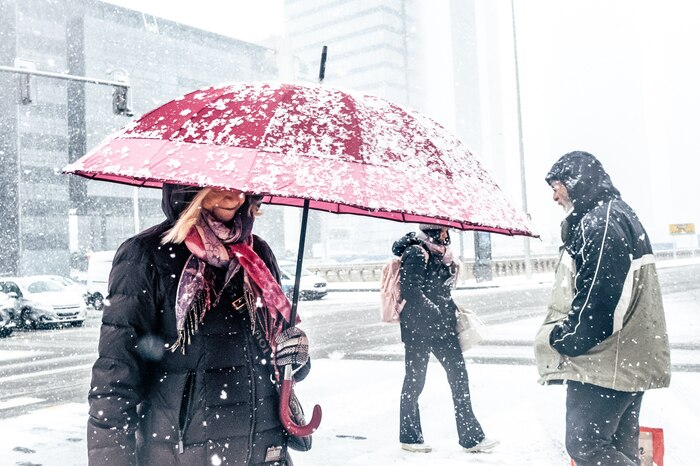España enfrenta nuevas nevadas, lluvias y descenso de temperaturas por entrada de masa de aire frío y húmedo, según la Aemet