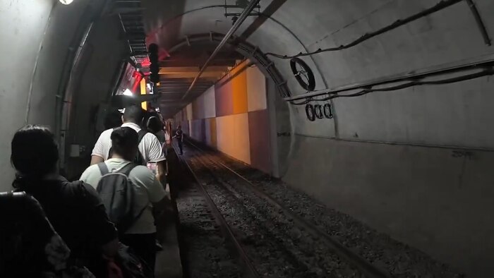 Fallo técnico en la Línea E del subte de Buenos Aires causa evacuación y retomó el servicio regular