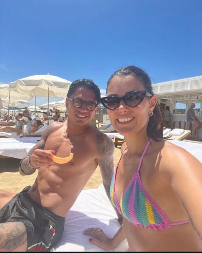 Gianluca Lapadula y Alessia Macrí cumplen más de una década juntos y tienen tres hijas