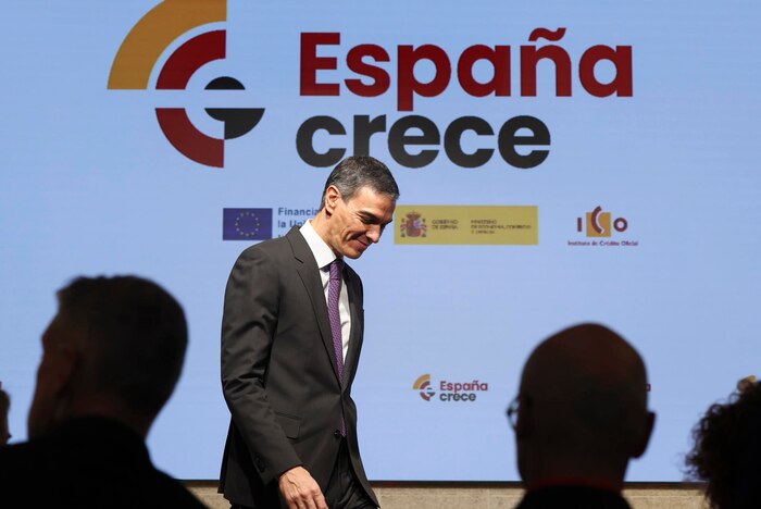 Gobierno de España solicitará a la Fiscalía investigar a X, Meta y TikTok por reproducción de pornografía infantil con inteligencia artificial