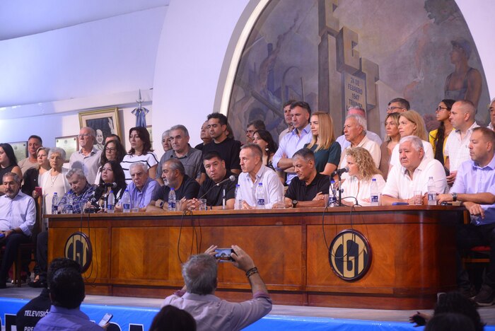 Gobierno estima que el paro general por la CGT costará 575 millones de dólares, con baja participación