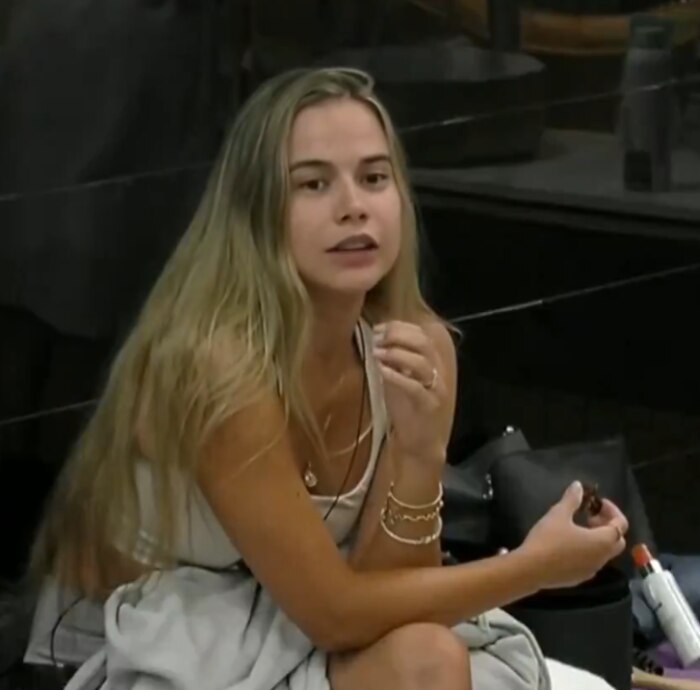 Gran Hermano Generación Dorada: Confrontación entre Luana Fernández y Cinzia Francischiello por uso del baño y advertencia sobre impulsividad