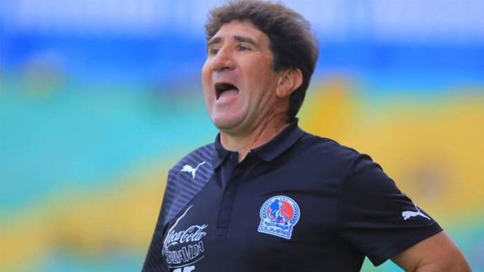 Héctor Vargas, de jugar en Estudiantes y Gimnasia a reinventarse en Honduras tras la crisis del 2001