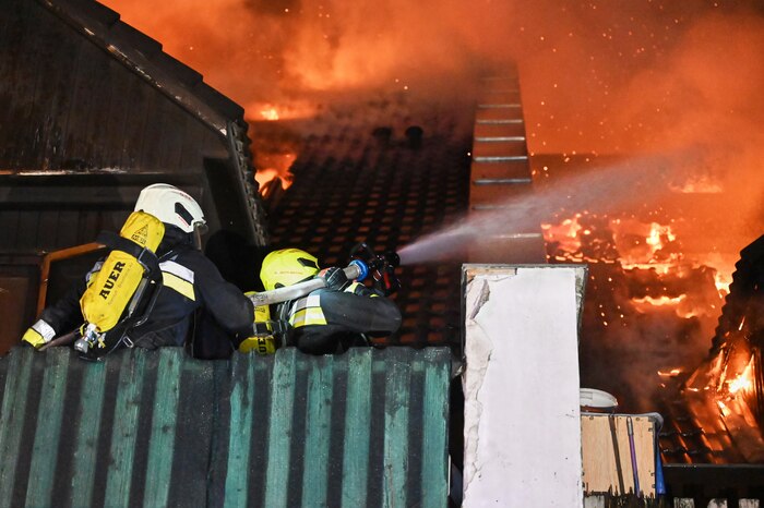 Incendio en edificio de Budapest deja cuatro muertos y 22 heridos