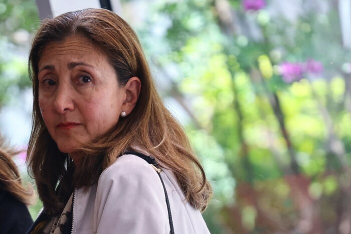 Ingrid Betancourt exige a Gustavo Petro asumir responsabilidad por muerte de Kevin Acosta y le pide no lavarse las manos
