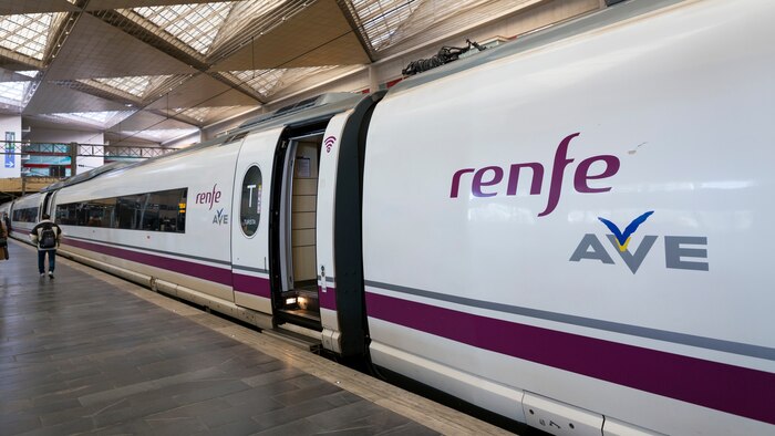 Inicia el servicio de trenes AVE entre Madrid y Sevilla tras reparaciones y pruebas en la infraestructura