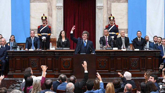Javier Milei desafía al kirchnerismo por la causa AMIA y Nisman durante su discurso en la Asamblea Legislativa