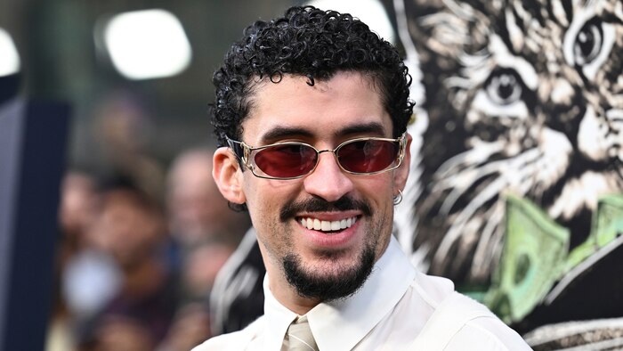 La influencia de Bad Bunny en moda: nueve looks destacados en alfombras rojas y eventos internacionales