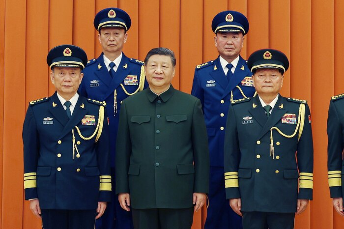 La purga en las filas militares de Xi Jinping genera inquietudes sobre la estabilidad de China