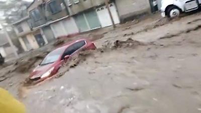 Las inundaciones por intensas lluvias afectan varias localidades del Edomex