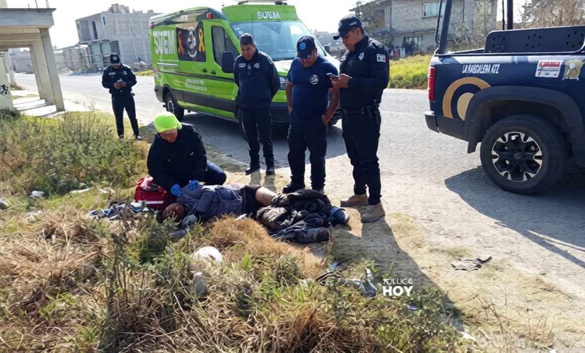 ¡Lo salvaron de ser linchado en Toluca! Policía evita tragedia con un presunto ladrón