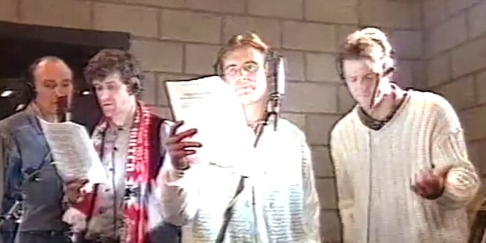 Manchester United alcanza el número uno en rankings musicales británicos con un sencillo grabado por sus propios jugadores en 1994