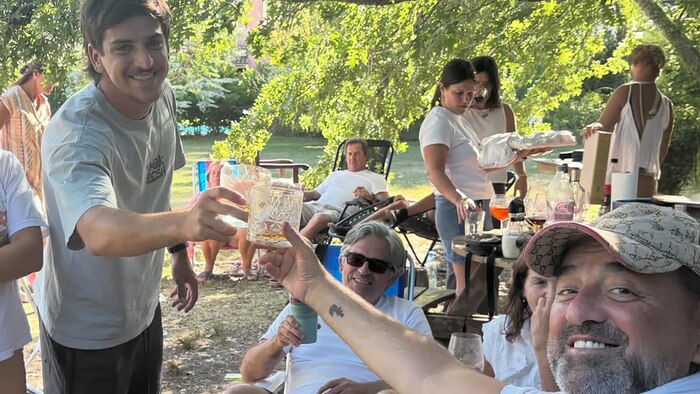 Mariano Iúdica celebra públicamente la decisión de su sobrino de dedicar su vida al sacerdocio en Argentina