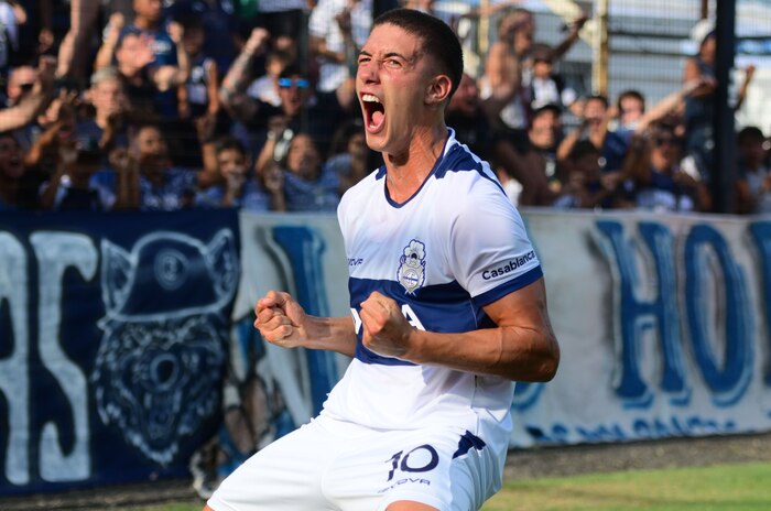 Nicolás Barros Schelotto anota gol de calidad para Gimnasia en la tercera fecha del Torneo Apertura