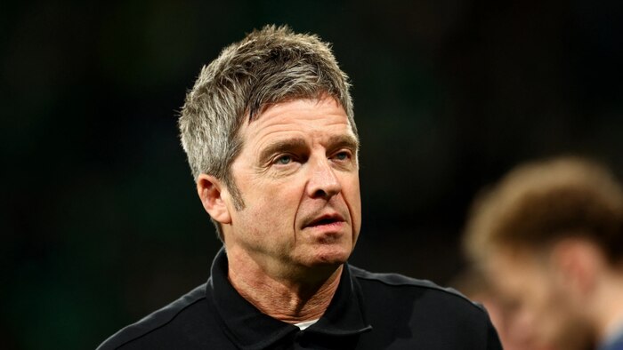 Noel Gallagher recibe el premio al Compositor del Año en los BRIT Awards en Mánchester por su legado musical y el retorno de Oasis