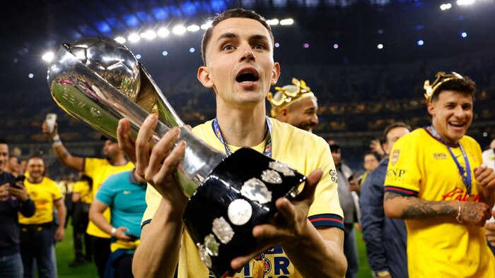 Pável Pardo respalda la posible convocatoria de Álvaro Fidalgo con la Selección Mexicana