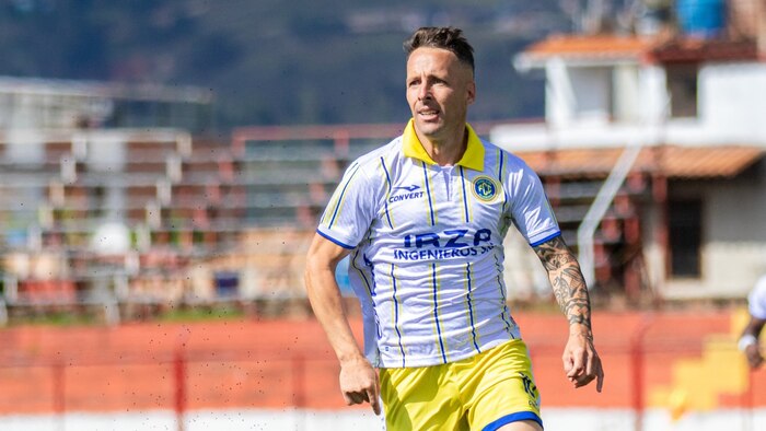 Pablo Lavandeira recibe suspensión de cuatro partidos por reclamos contra arbitraje en Liga 1 2026