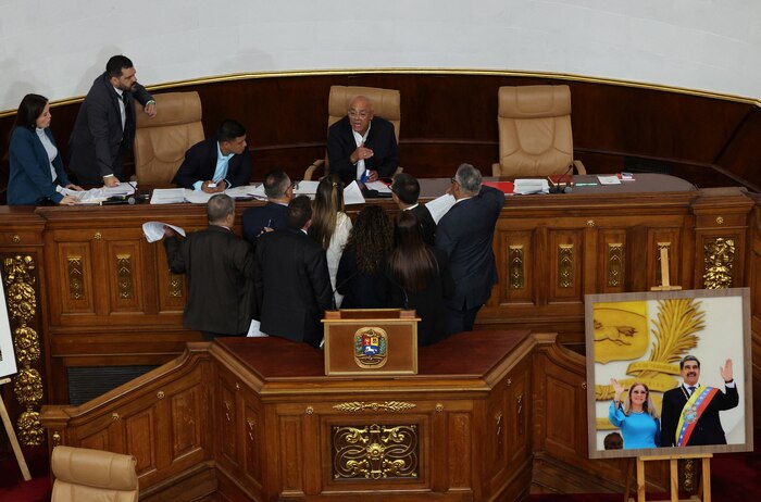 Parlamento de Venezuela aplaza definitiva discusión de ley de amnistía por desacuerdos internos