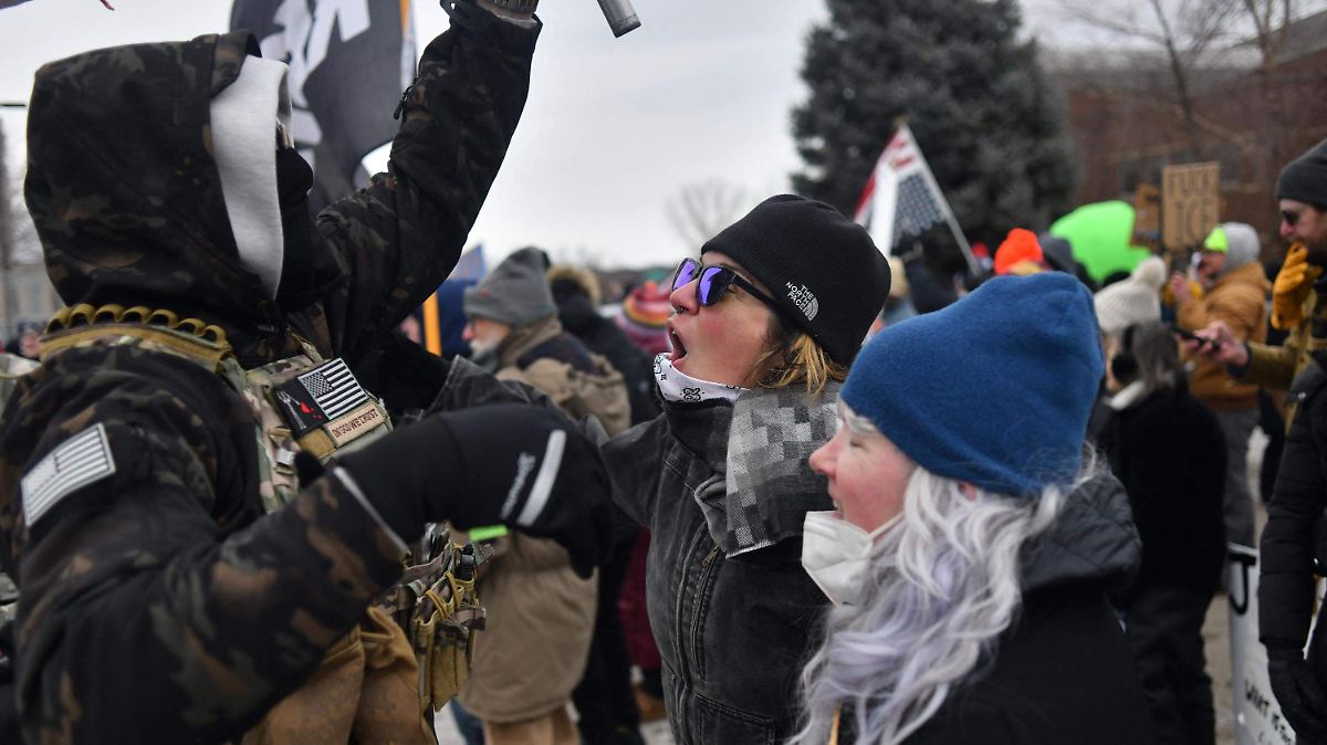 ¿Podría Trump aplicar la Ley de Insurrección en Minnesota? Lo que debes saber