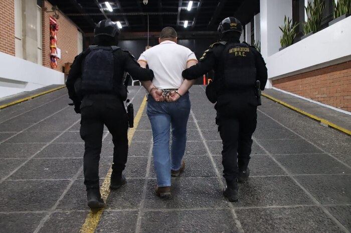 Policía de Guatemala captura a cinco extraditables por narcotráfico, violencia y delitos contra menores en 2026