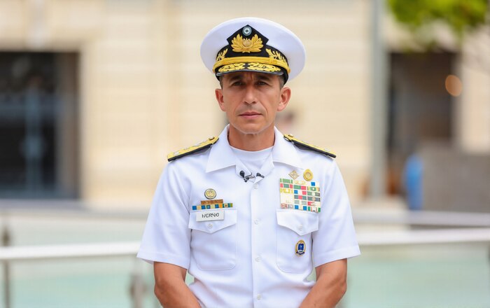 Presidente Bukele promueve a René Merino Monroy a almirante en la Fuerza Armada de El Salvador